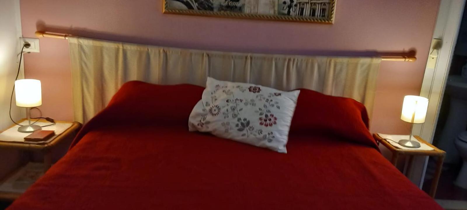 Cosmopolitan B&B Roma Esterno foto